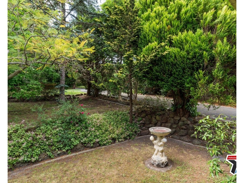 17 Glenview Road, Mount Evelyn VIC 3796