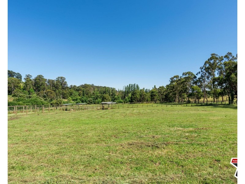 72 McKillop Road, Mount Evelyn VIC 3796