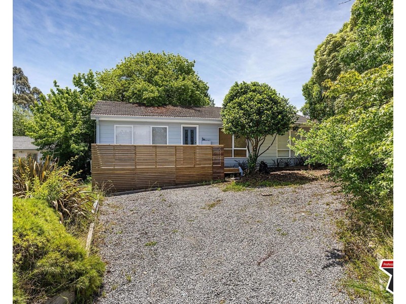 18 Kalimna Street, Mooroolbark VIC 3138