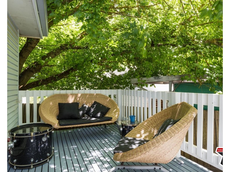 18 Kalimna Street, Mooroolbark VIC 3138