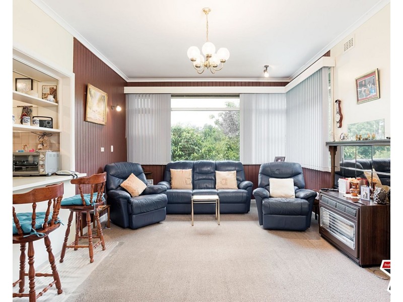 11 Irvine Street, Mount Evelyn VIC 3796