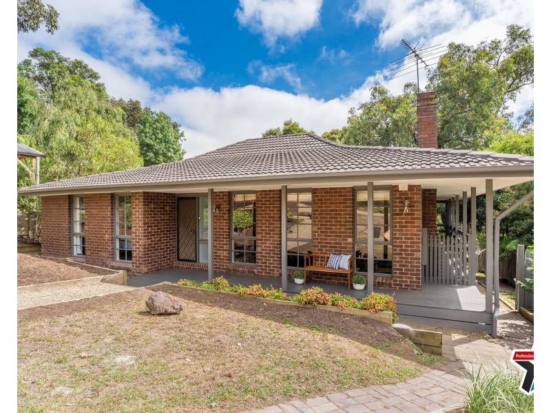 61 Fernhill Road, Mount Evelyn VIC 3796