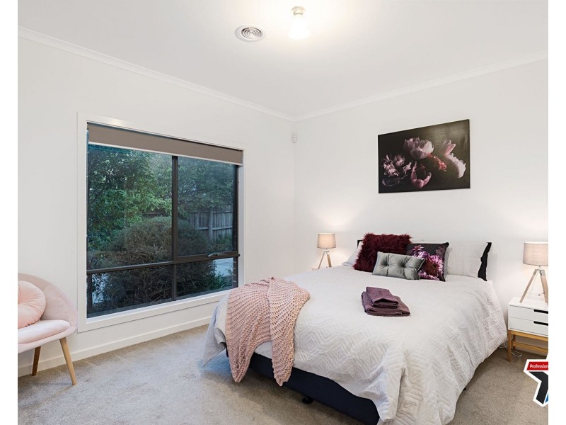 2/7 Rowan Street, Croydon VIC 3136