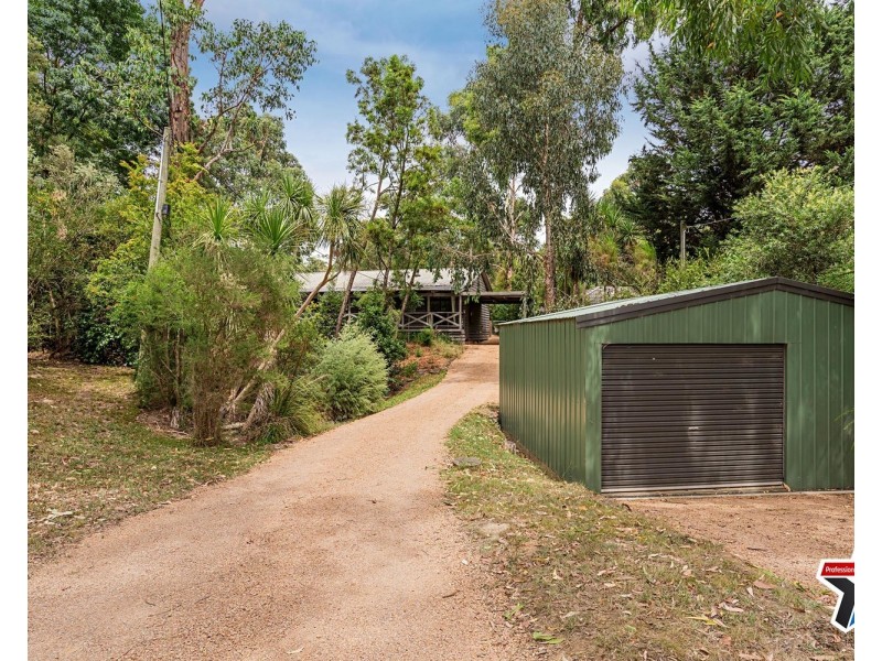 30 Tainton Street, Wandin North VIC 3139