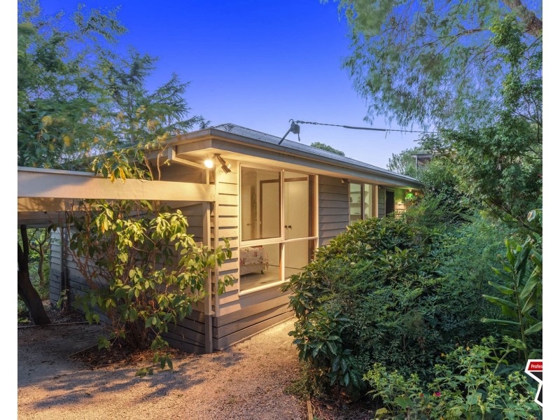 3 Edward Road, Chirnside Park VIC 3116