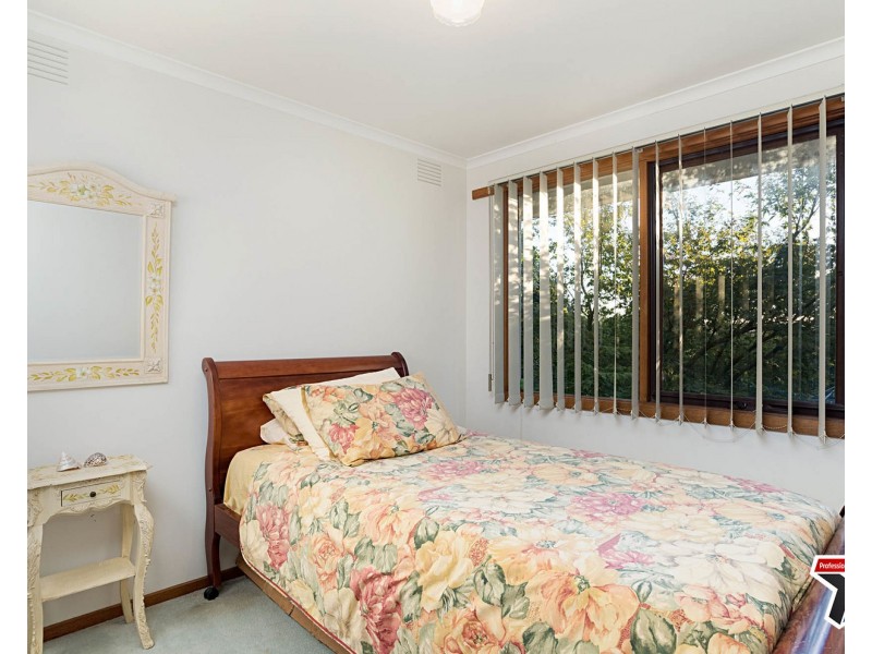 3 Edward Road, Chirnside Park VIC 3116