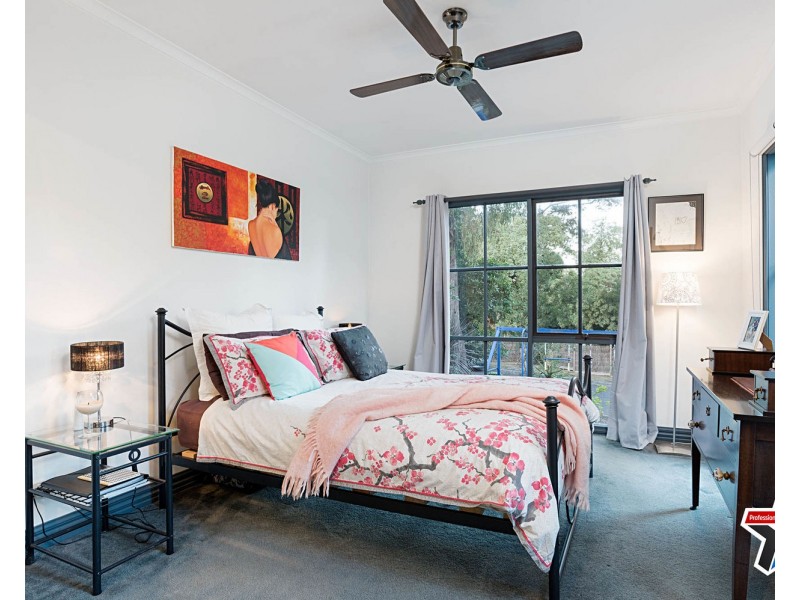 15 Hordern Road, Mount Evelyn VIC 3796