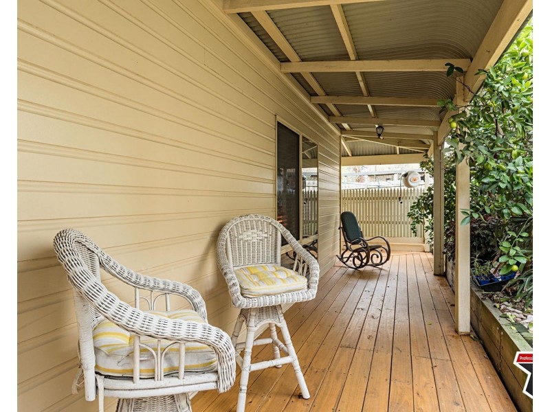 12 Sebire Avenue, Wandin North VIC 3139
