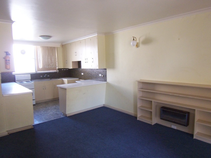 1/2 Allard Street, Brunswick West VIC 3055