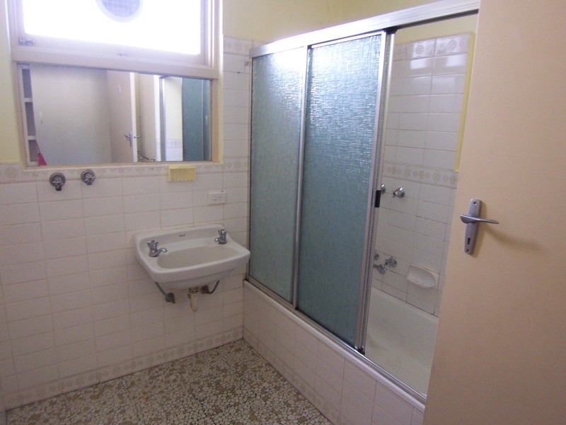 1/2 Allard Street, Brunswick West VIC 3055