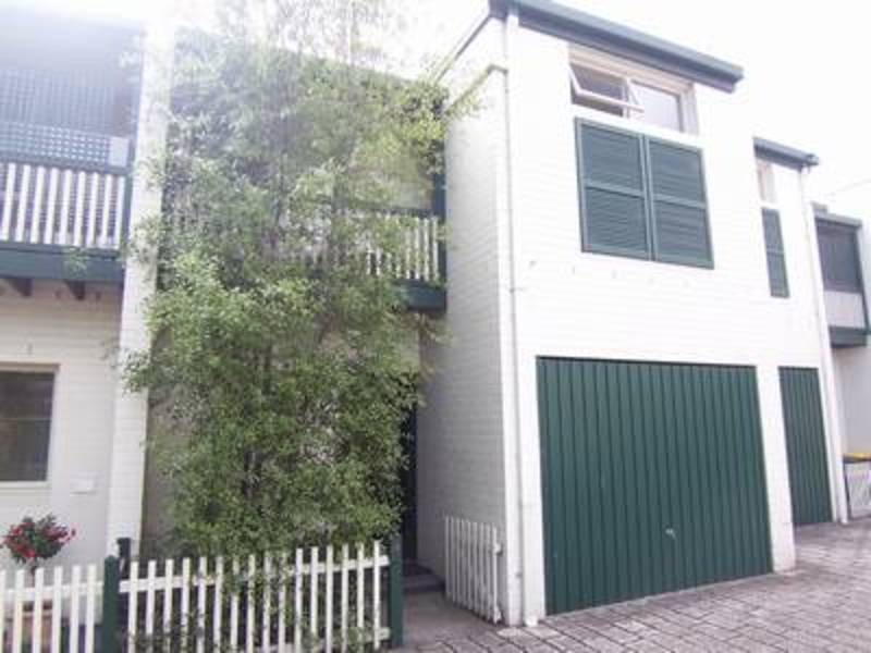 4/339 Flemington Road, North Melbourne VIC 3051