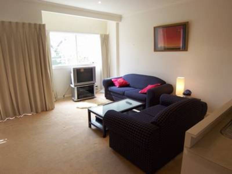 4/339 Flemington Road, North Melbourne VIC 3051