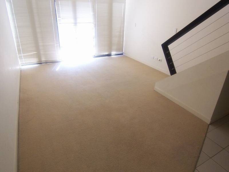 304/24 Cobden Street, North Melbourne VIC 3051