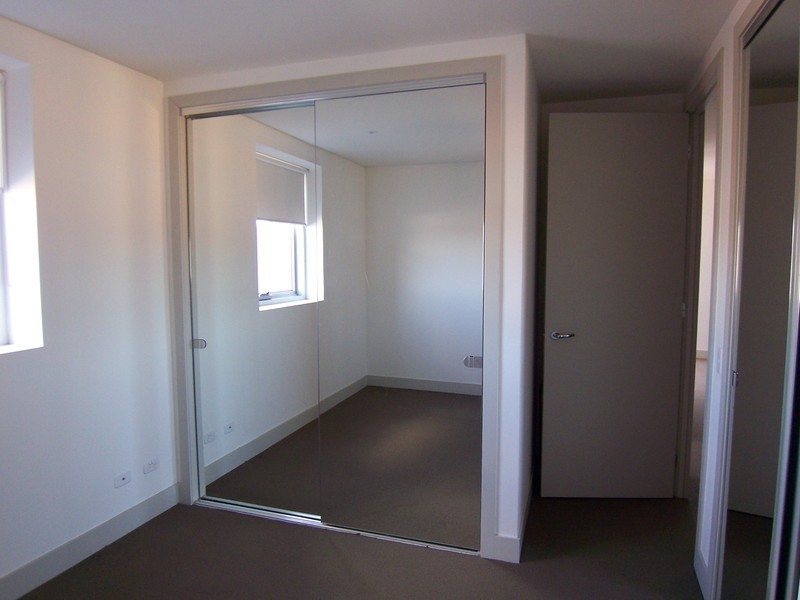 401/30 Wreckyn Street, North Melbourne VIC 3051