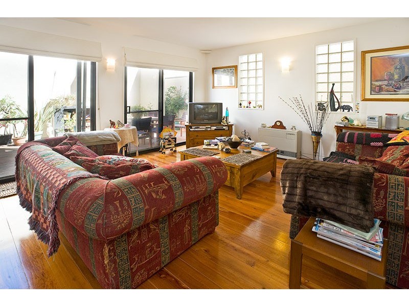 19 Shands Lane, North Melbourne VIC 3051