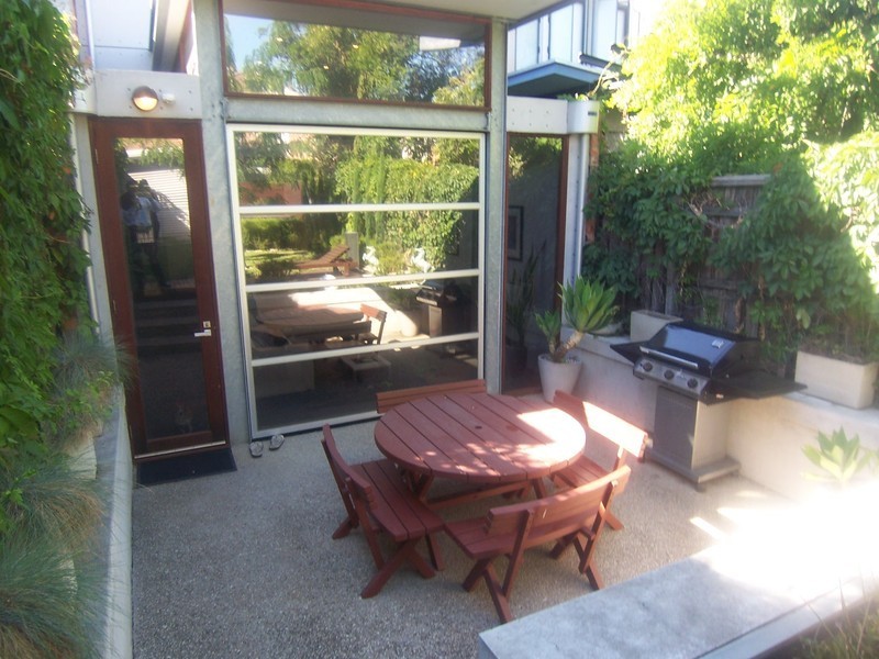 76 Roden Street, West Melbourne VIC 3003