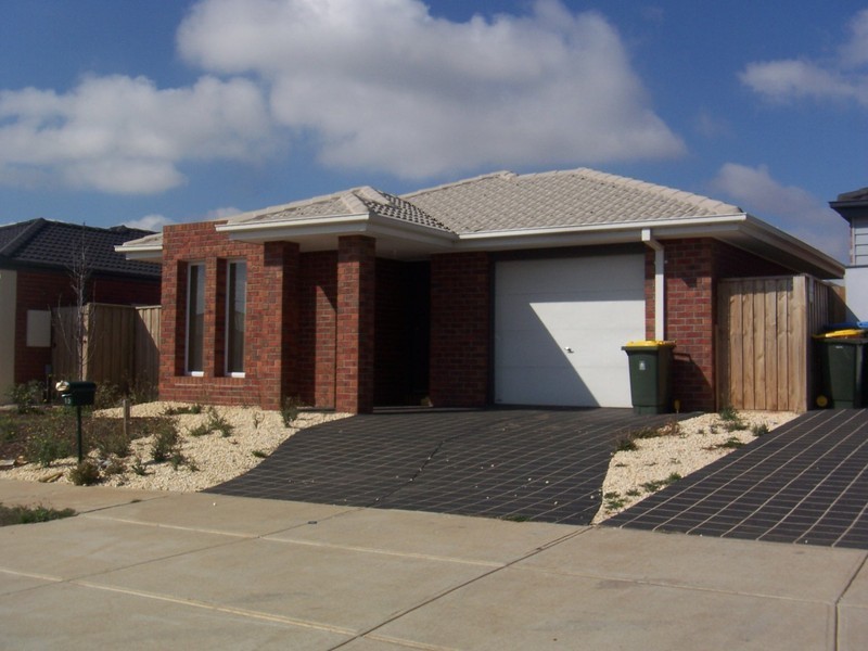 15 Storkbill Road, Wyndham Vale VIC 3024