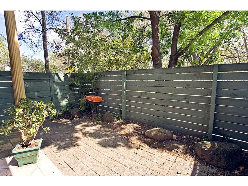 Unit I6/Ivy Court, 335 Abbotsford Street, North Melbourne VIC 3051