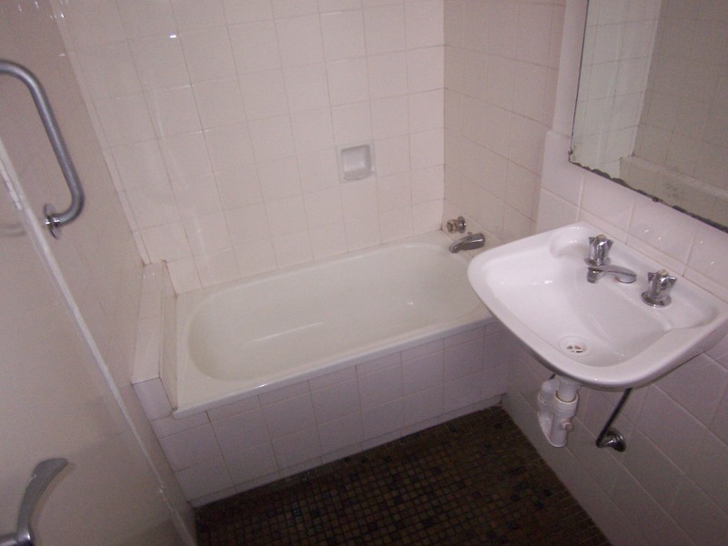 2/48 Farnham Street, North Melbourne VIC 3051