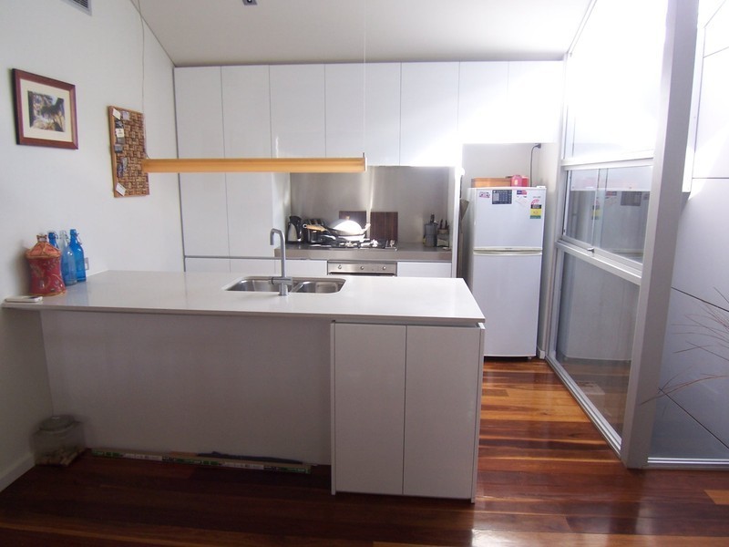 2/225 Adderley Street, West Melbourne VIC 3003