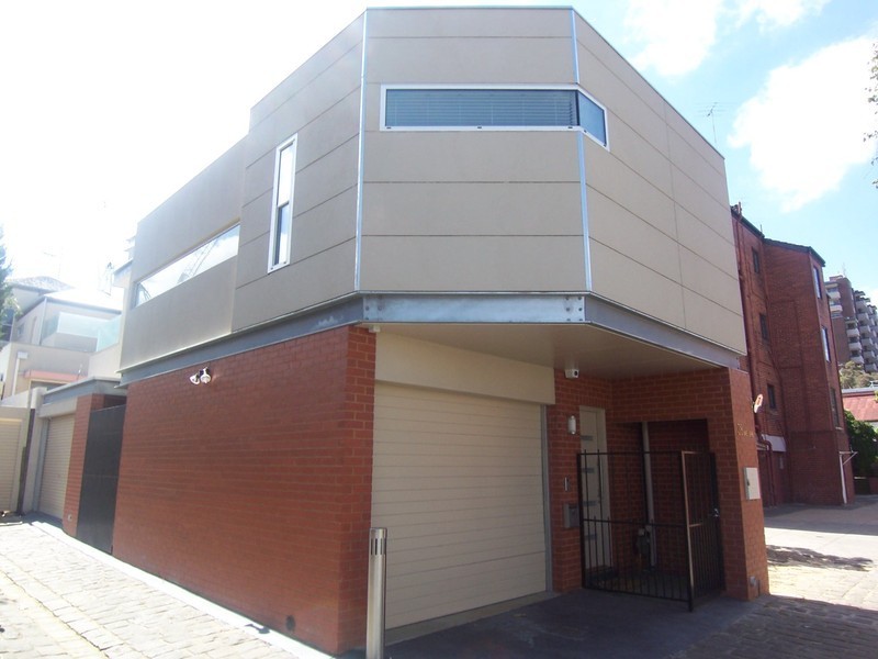 38 Avis Lane, North Melbourne VIC 3051