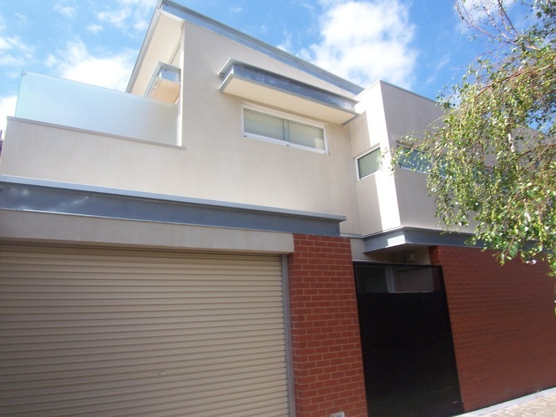 38 Avis Lane, North Melbourne VIC 3051