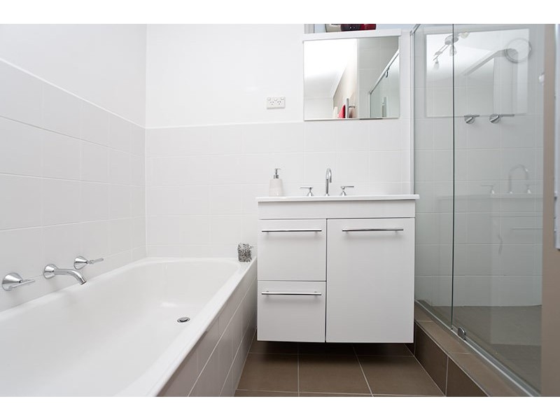 4/469 Dryburgh Street, North Melbourne VIC 3051