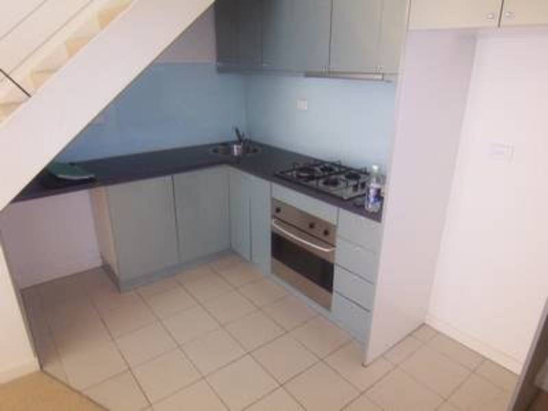 304/24 Cobden Street, North Melbourne VIC 3051