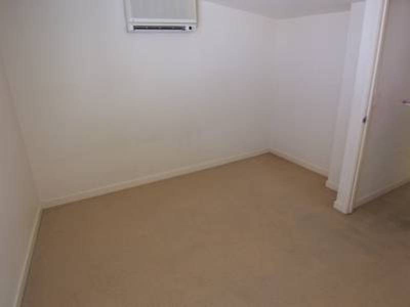 304/24 Cobden Street, North Melbourne VIC 3051