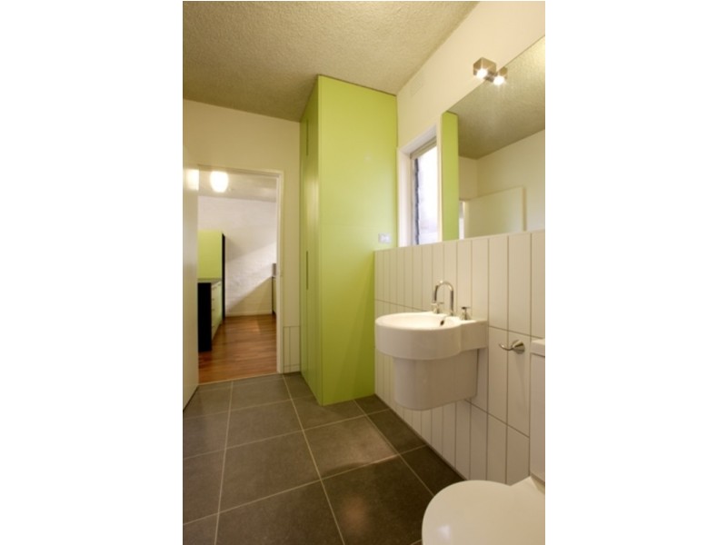 16/57 O’Shanassy Street, North Melbourne VIC 3051