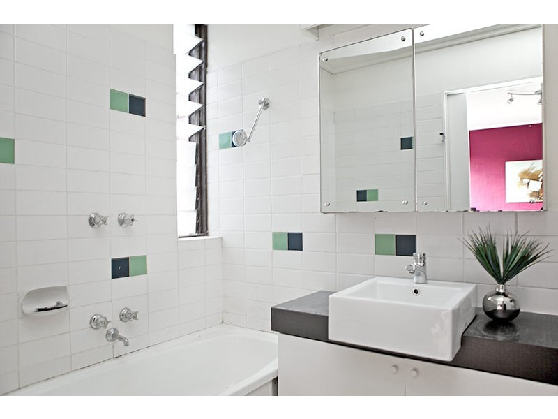 A18/335 Abbotsford Street, North Melbourne VIC 3051
