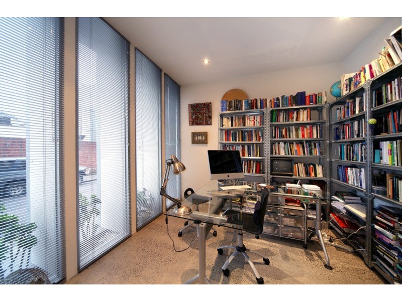 8 Little Dryburgh Street South, North Melbourne VIC 3051