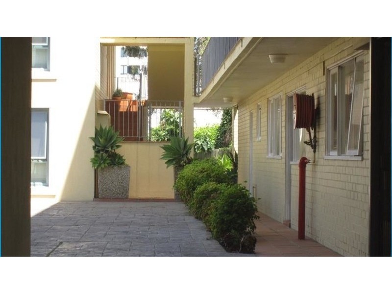 16/31 York Street, St Kilda West VIC 3182