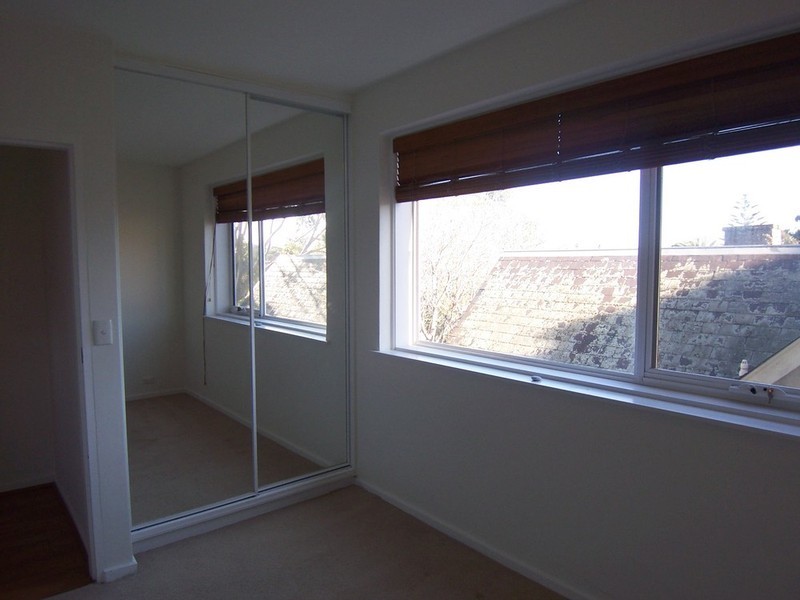 16/31 York Street, St Kilda West VIC 3182