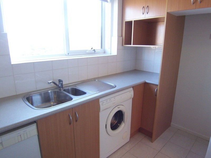 16/31 York Street, St Kilda West VIC 3182