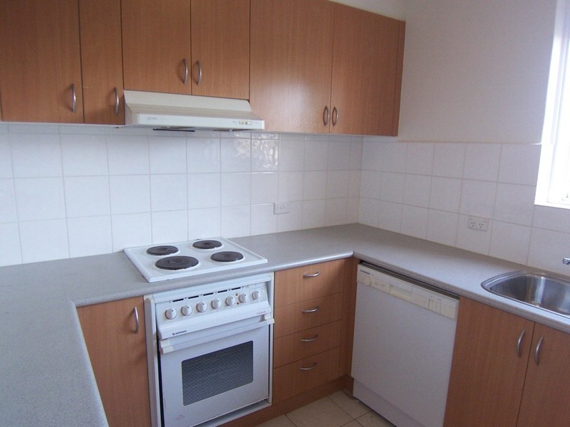 16/31 York Street, St Kilda West VIC 3182