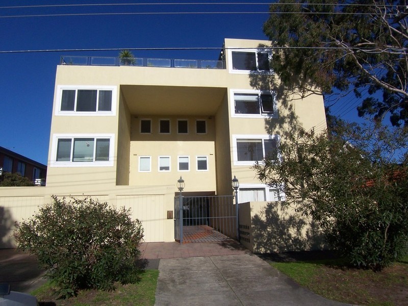 16/31 York Street, St Kilda West VIC 3182