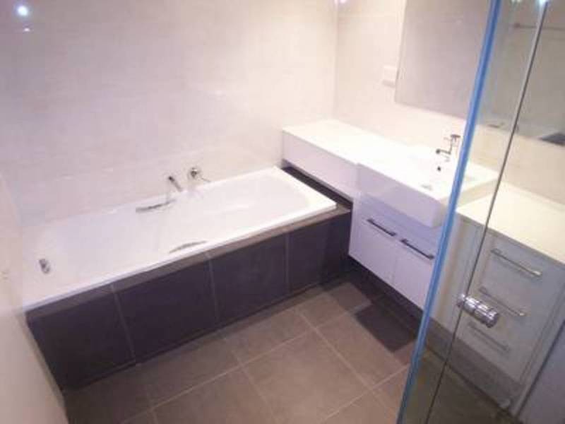 2/30-36 Curzon Street, North Melbourne VIC 3051