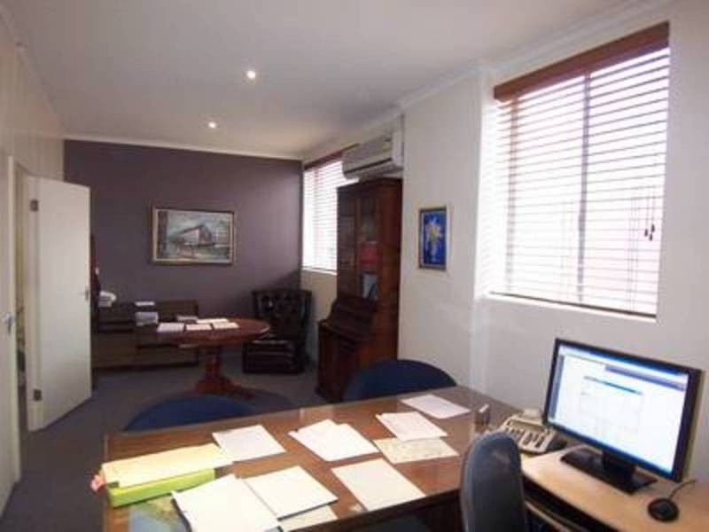 FF/107-109 Peel Street, North Melbourne VIC 3051