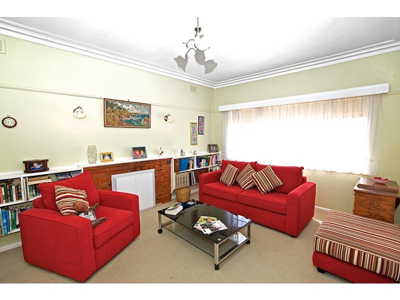 31 Wendora Street, Strathmore VIC 3041