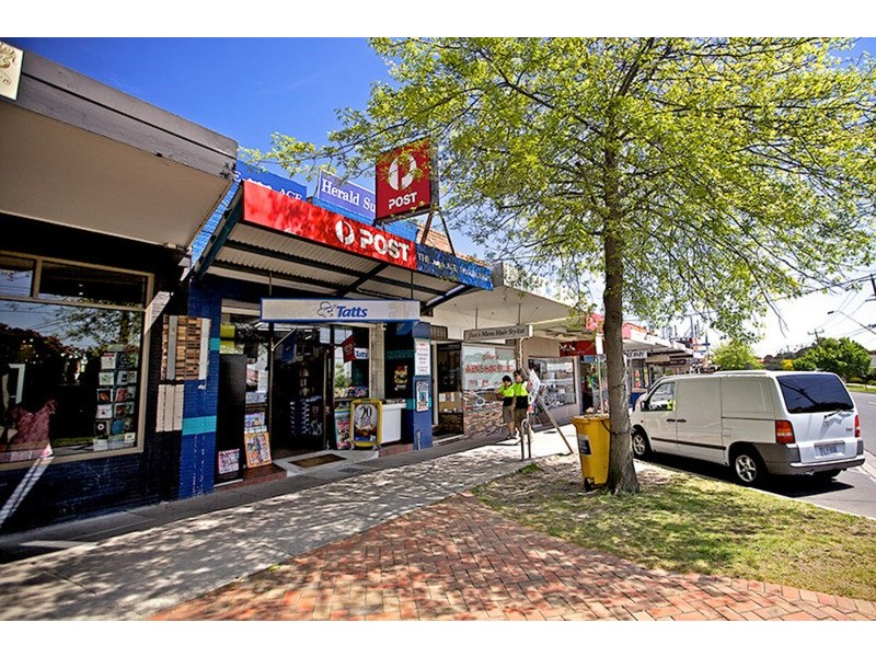 31 Wendora Street, Strathmore VIC 3041