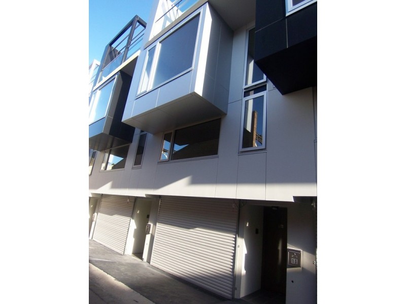11 Curzon Place, North Melbourne VIC 3051