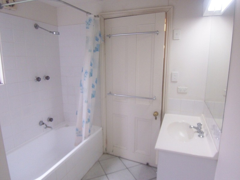 12 Hawke Street, West Melbourne VIC 3003