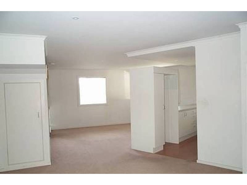 116 Railway Place, West Melbourne VIC 3003