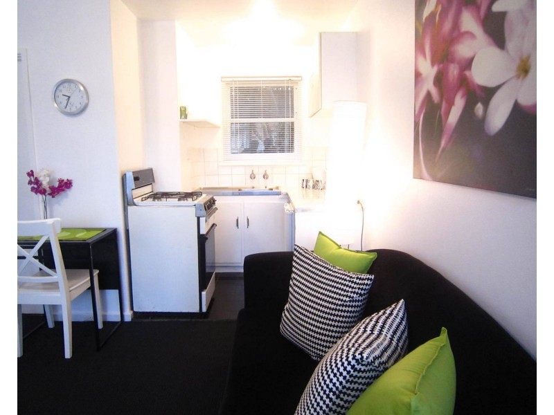 4/55 Jackson Street, St Kilda VIC 3182