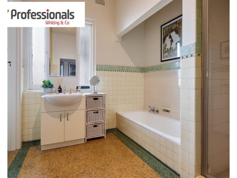 292 Barkly Street, Elwood VIC 3184