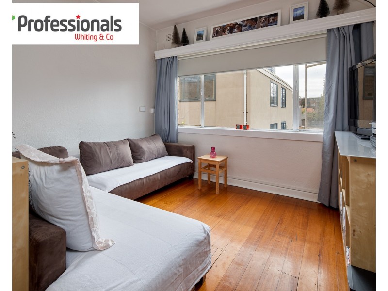 18/11 Burnett Street, St Kilda VIC 3182