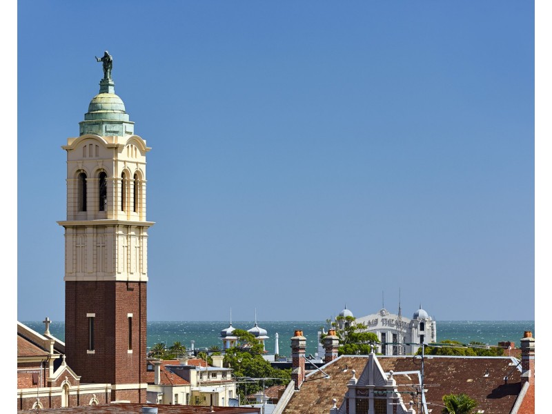 18/11 Burnett Street, St Kilda VIC 3182