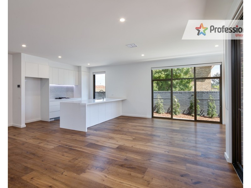 2/43b Arkaringa Crescent, Black Rock VIC 3193