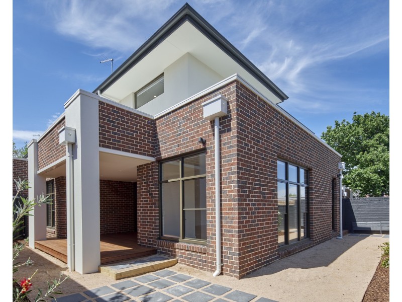 2/43b Arkaringa Crescent, Black Rock VIC 3193